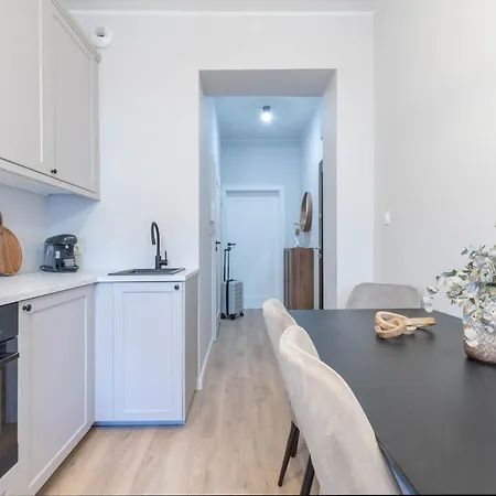 Piekary In The Center - 15 Apartment *